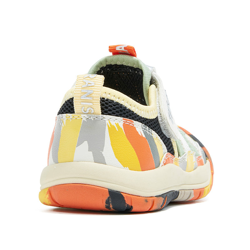 TARANIS Explorer Closed-Toe Sandals