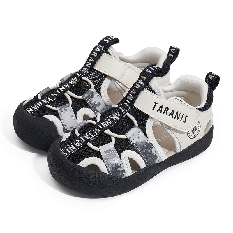 TARANIS Explorer Closed-Toe Sandals