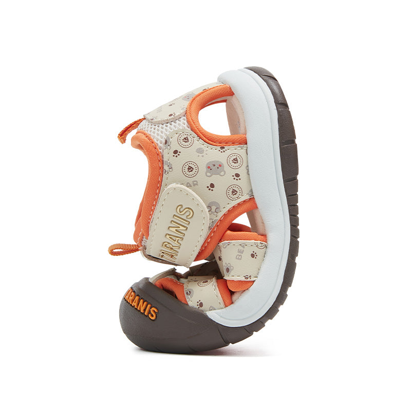 TARANIS Explorer Closed-Toe Sandals