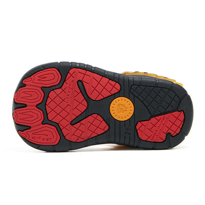TARANIS Explorer Closed-Toe Sandals