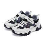 TARANIS Stage 4  Black and white wave pattern sneakers