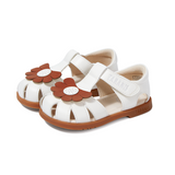 TARANIS Stage 2 White baby vintage walking sandals with daisy embellishments