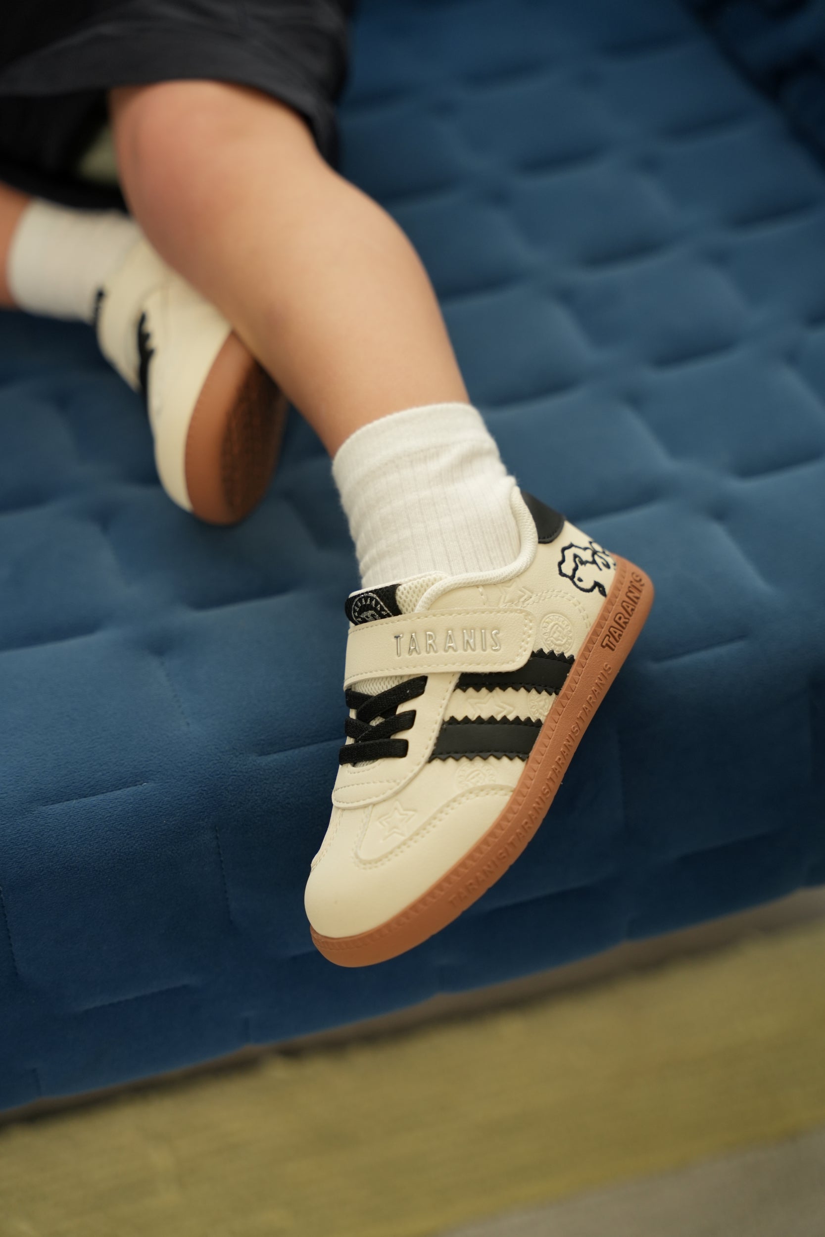 TARANIS Urban Trainer Classic Varsity