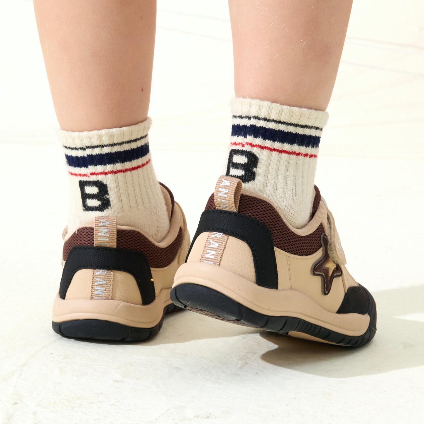 TARANIS Explore Tots Strap Star Step