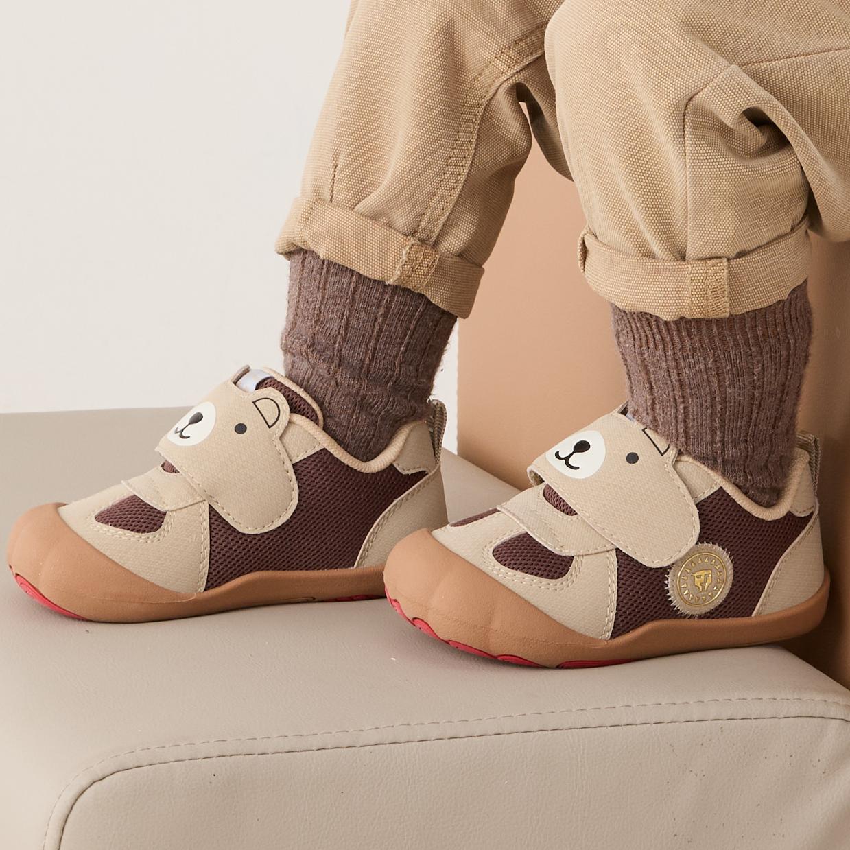 TARANIS First Walking Mellow Bear