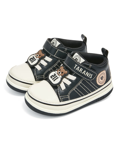 TARANIS Toe Shield Sneakers