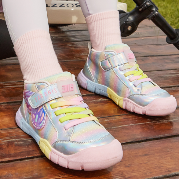 TARANIS Trekkers Lacer Butterfly