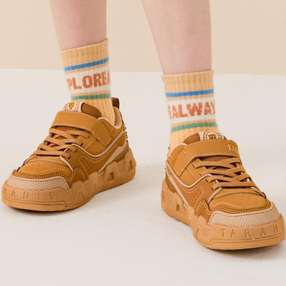 TARANIS Retro Skate Breeze Court